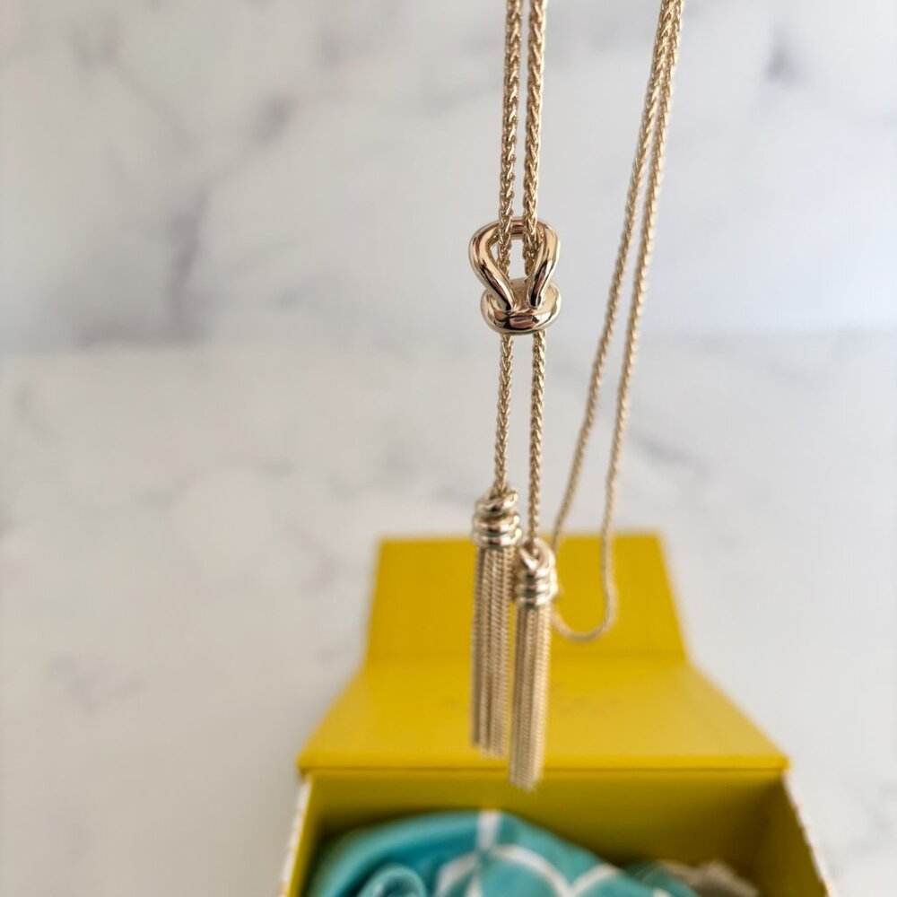 NEW Kendra Scott Presleigh Love Knot Y Necklace in Gold - Picture 4 of 6